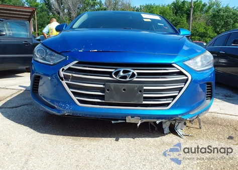 2018 Hyundai Elantra Sel z USA, uszkodzony, nr VIN 5NPD84LF6JH214562